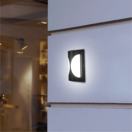 TKLD Pendant & Chandeliers Hourglass Black Plastic LED Outdoor Wall Light - 24W