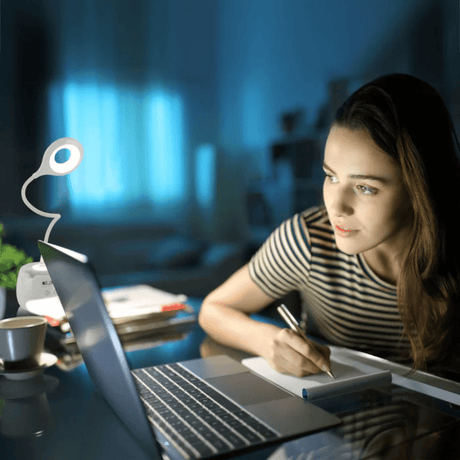 TKLD Table & Floor Lamps Multifunctional Rechargeable LED Ring Desk Lamp with Pencil Holder - 6W