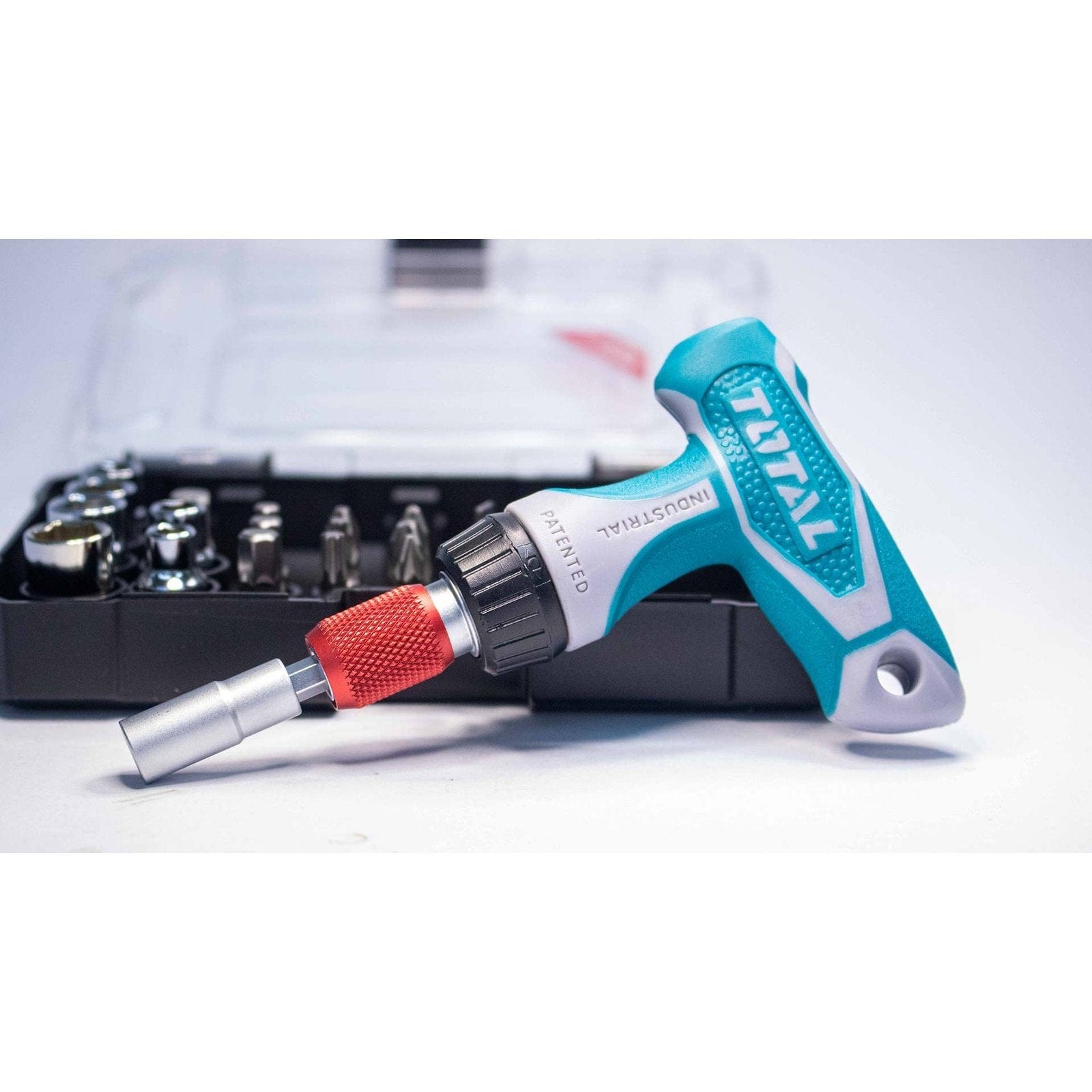 total-total-18-pieces-t-handle