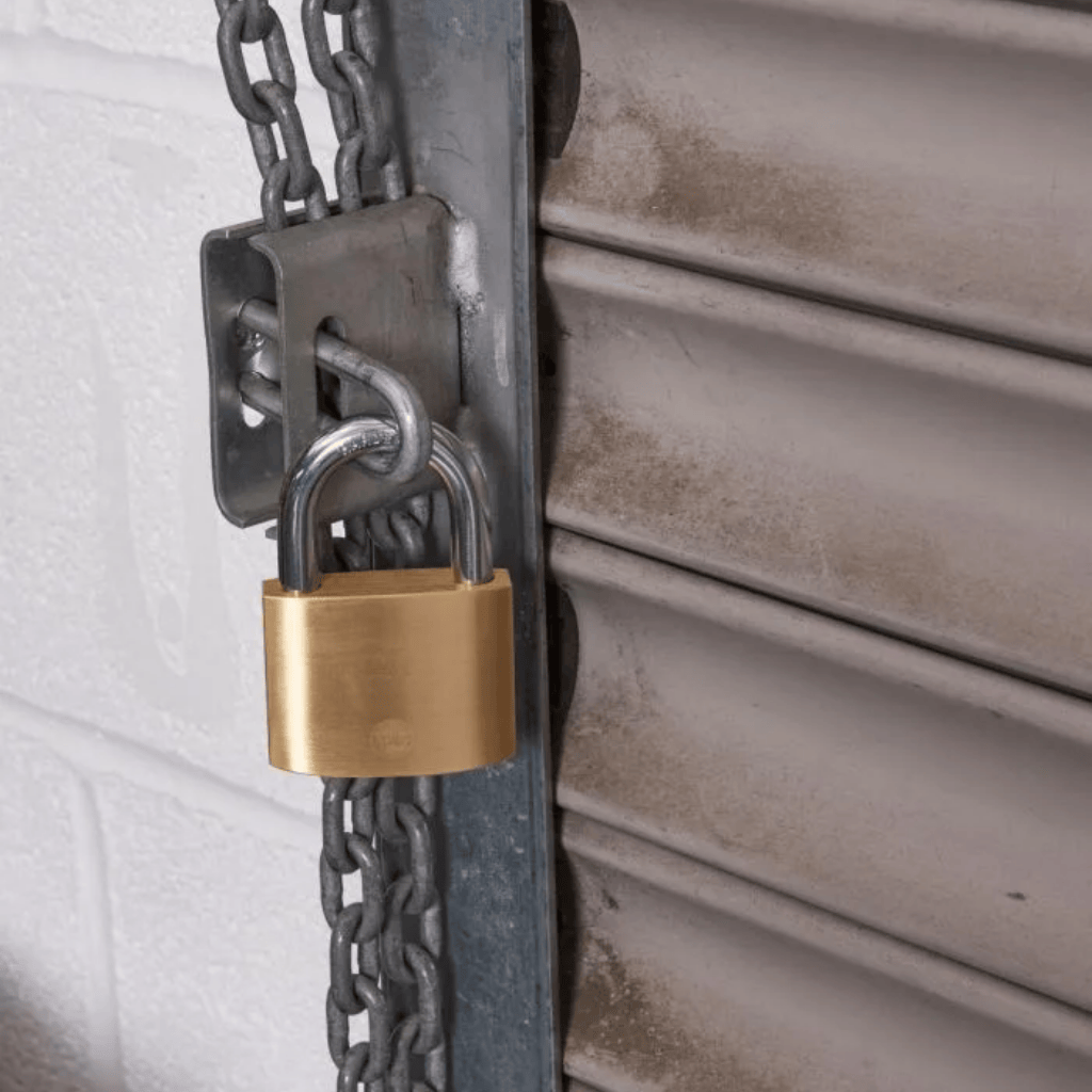 Yale Padlocks & Accessories Yale Y110B 40mm Solid Brass Padlock with 5-Pin Cylinder - Y110B/40/123/1